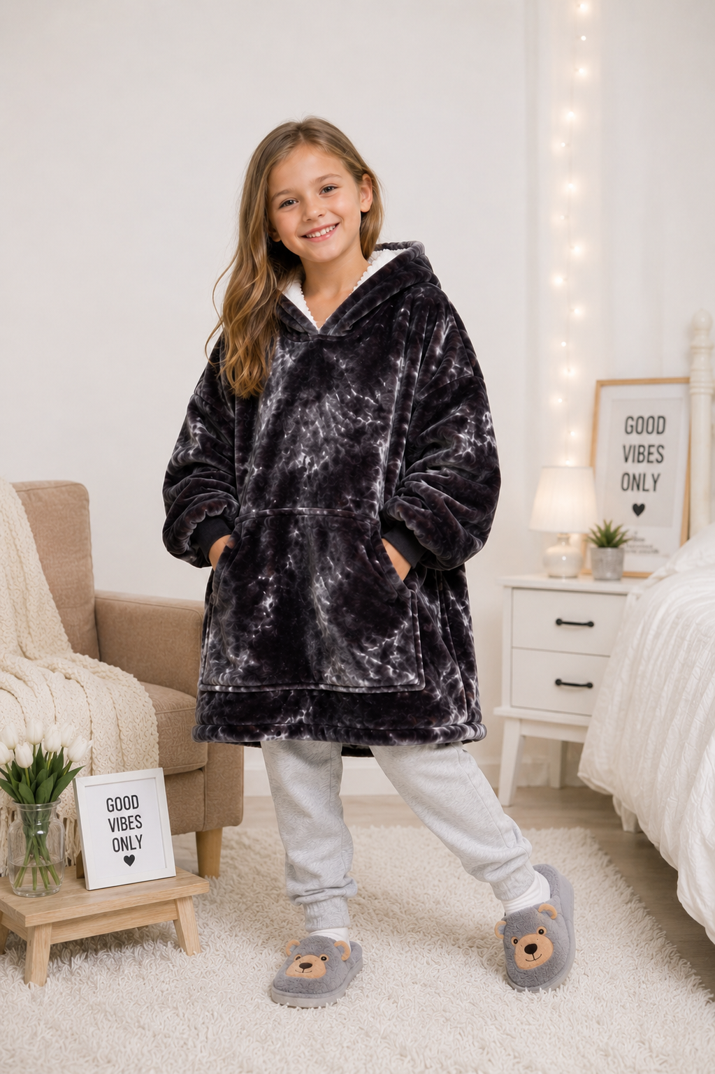 Kids Sherpa Hoodie Black Tie Dye – Oversized Wearable Blanket