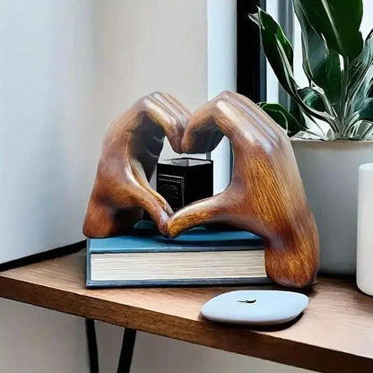 1-Piece Brown Heart-Hand Decorative Figurine, 18.5 cm