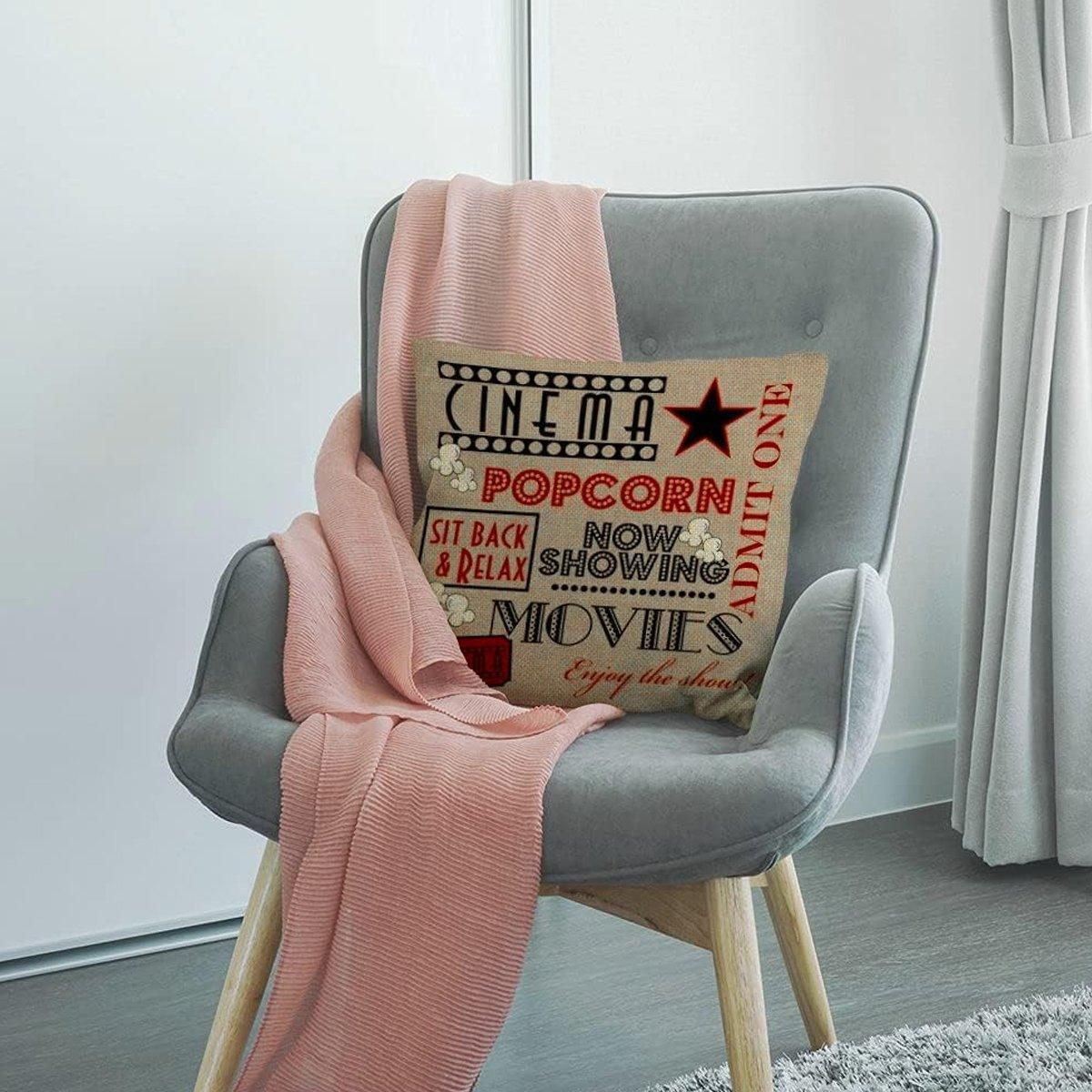 4-Piece 45 cm Retro Cinema Cushion Cover Set