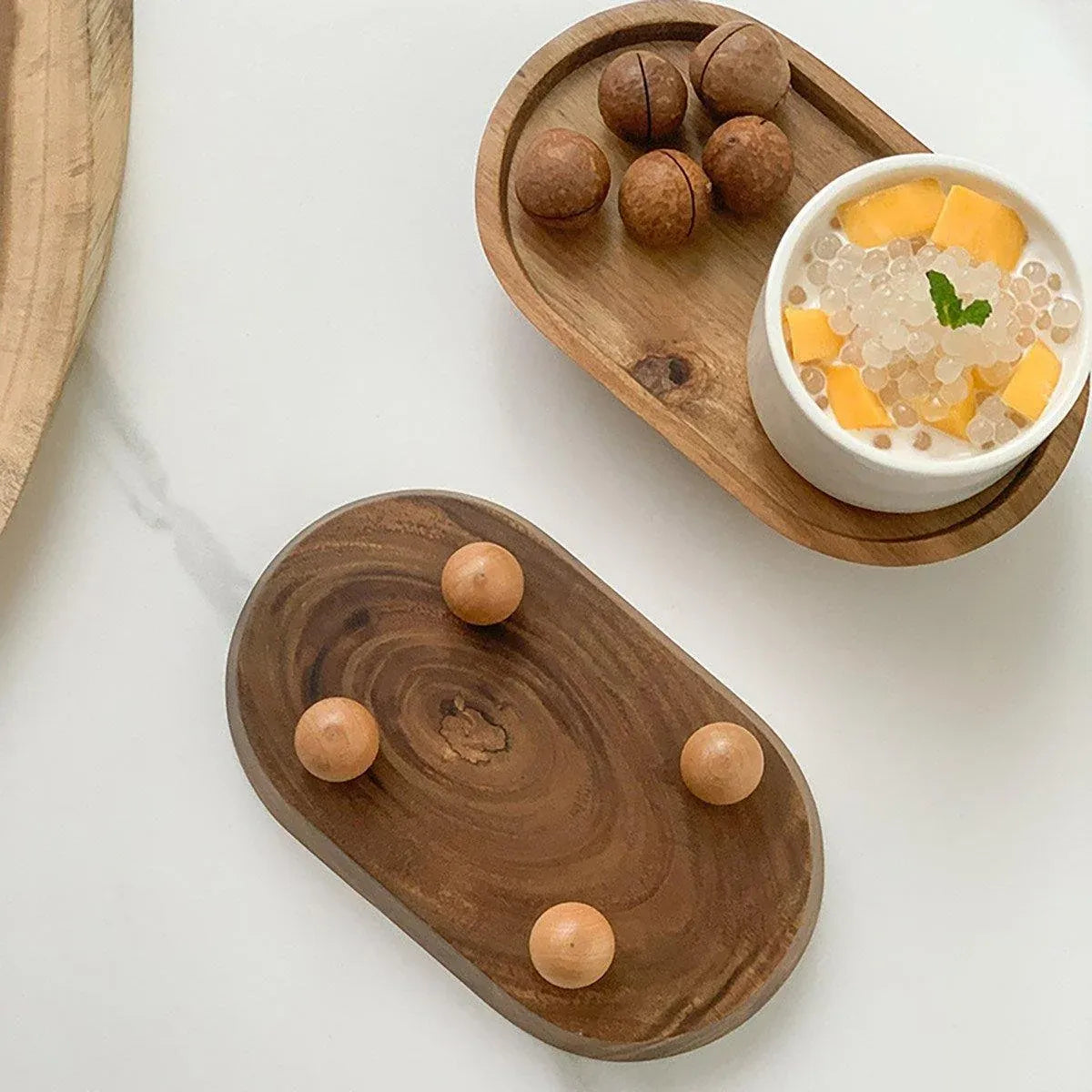 1-Piece Brown Oval Raised Tray